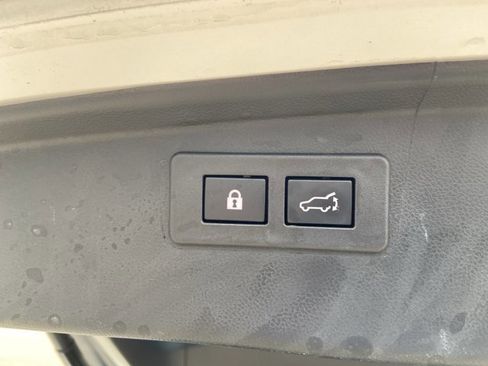 Used 2023 Subaru Outback Premium image 49