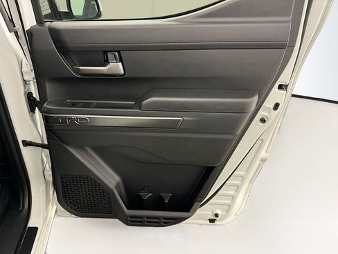 Used 2025 Toyota Tacoma TRD Off-Road image 31
