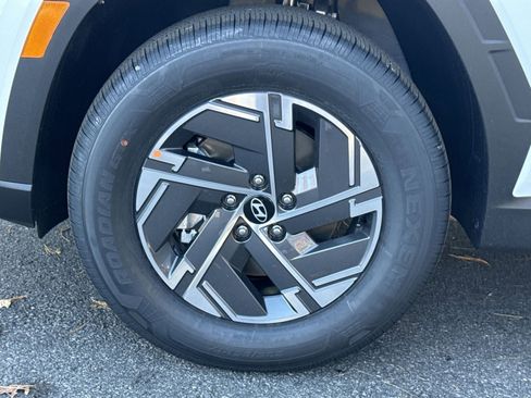 New 2026 Hyundai Tucson Blue SE image 12