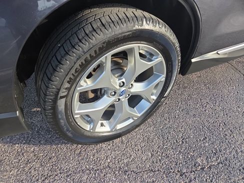 Used 2018 Subaru Forester 2.5i Touring w/ Popular Package #3B image 7