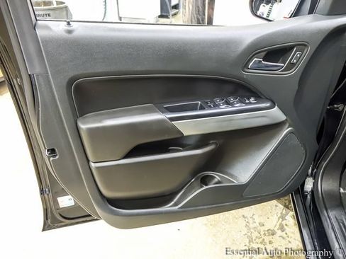 Used 2022 Chevrolet Colorado LT w/ LT Convenience Package RWD image 19