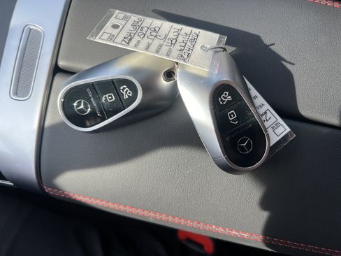 Certified 2025 Mercedes-Benz C 43 AMG 4MATIC Sedan image 38