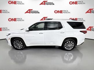 Used 2022 Chevrolet Traverse Premier FWD video 4