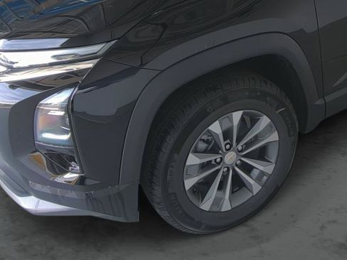 New 2026 Chevrolet Equinox LT w/ Convenience Package II AWD/4WD image 7
