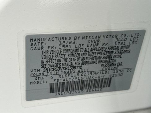 Used 2024 Nissan Kicks SR image 39