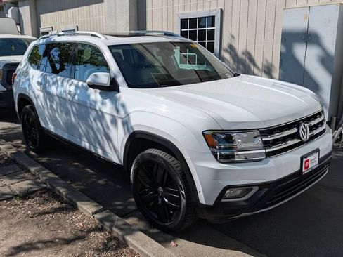 Used 2018 Volkswagen Atlas SEL Premium AWD/4WD image 6