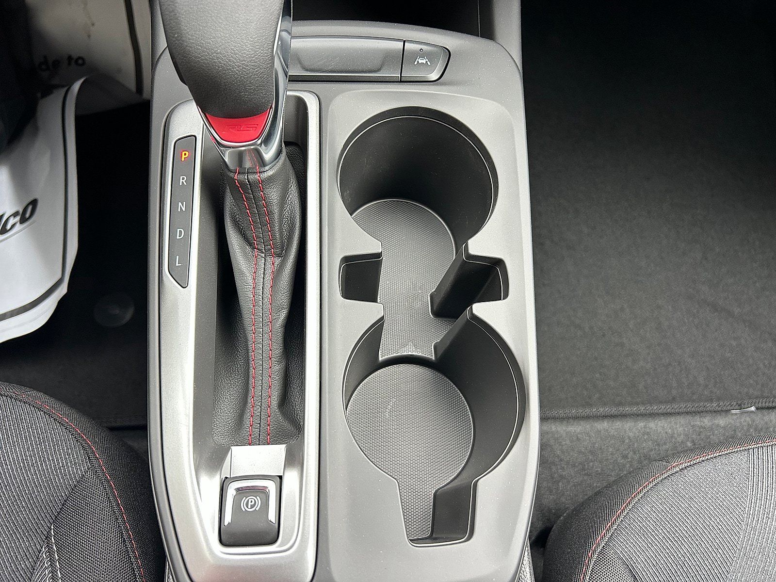 New 2026 Chevrolet Trax RS w/ Sunroof Package FWD image 34