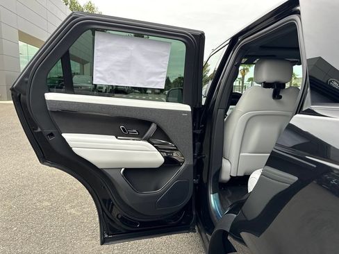 New 2026 Land Rover Range Rover Sport SE AWD/4WD image 11