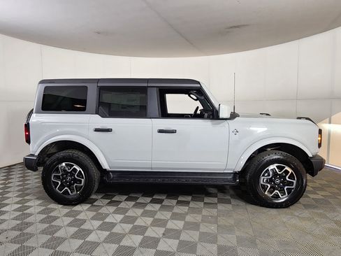 New 2026 Ford Bronco Outer Banks AWD/4WD image 8