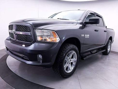 Used 2017 RAM 1500 Express AWD/4WD image 5
