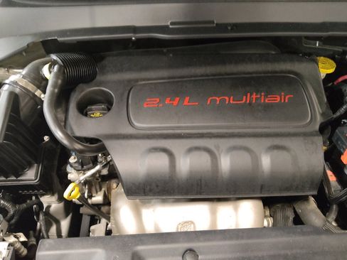 Used 2019 Jeep Compass Limited w/ Safety & Security Group image 30