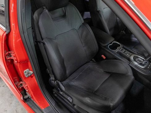 Used 2009 Pontiac G8 GT w/ Premium Package RWD image 40