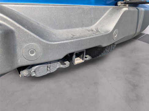 Used 2024 Ford Bronco Wildtrak image 32