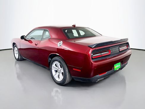 Used 2023 Dodge Challenger SXT image 7