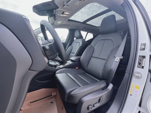 New 2026 Volvo XC40 B5 Plus w/ Protection Package Premier AWD/4WD image 13