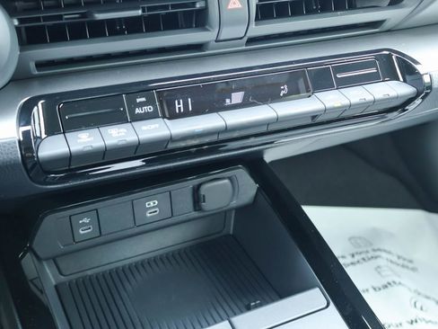 New 2026 Toyota Prius LE image 12