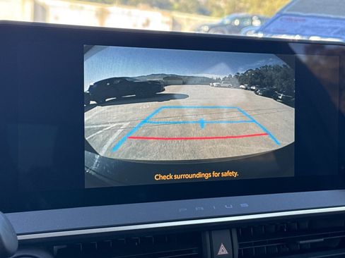 Used 2025 Toyota Prius XSE image 23