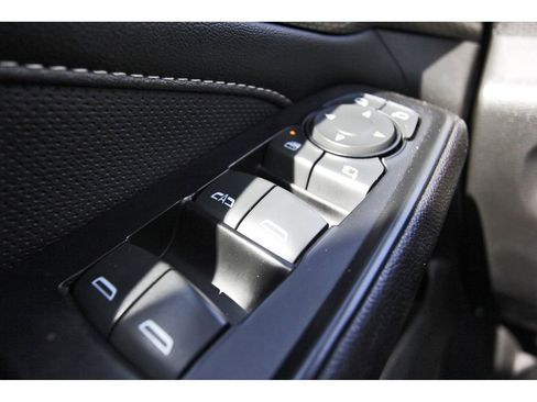 Used 2023 Chevrolet Traverse Premier w/ Redline Edition AWD/4WD image 21