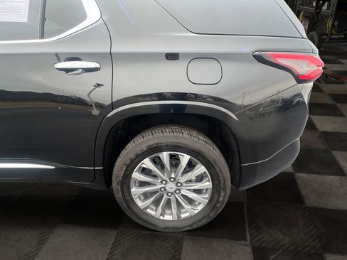 Certified 2023 Chevrolet Traverse Premier FWD image 10