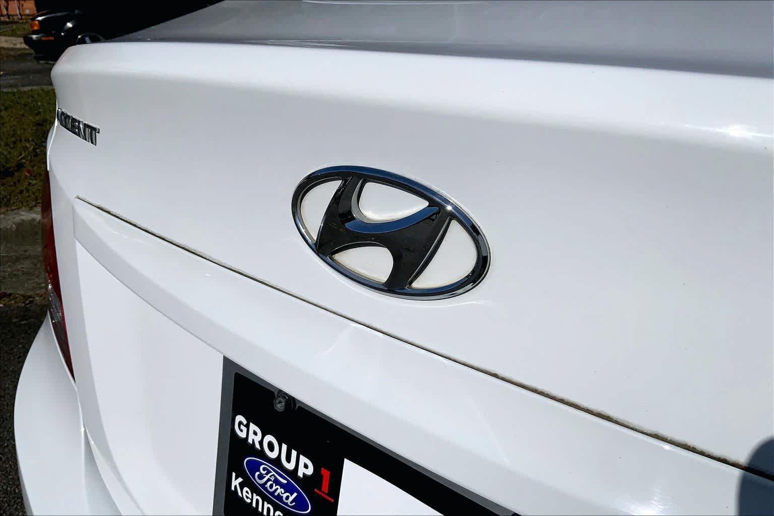 Used 2017 Hyundai Accent Value Edition FWD image 29
