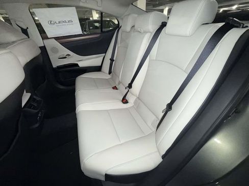 New 2025 Lexus ES 350 350 image 13