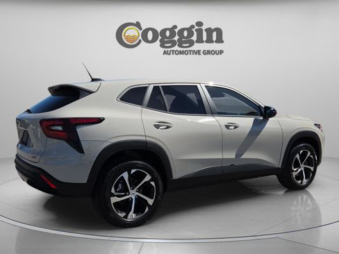 New 2026 Chevrolet Trax RS image 6