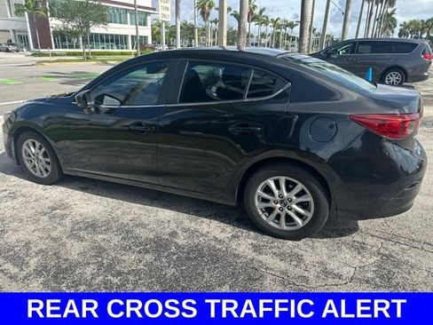 Used 2018 MAZDA MAZDA3 Sport w/ Preferred Equipment Package FWD image 3