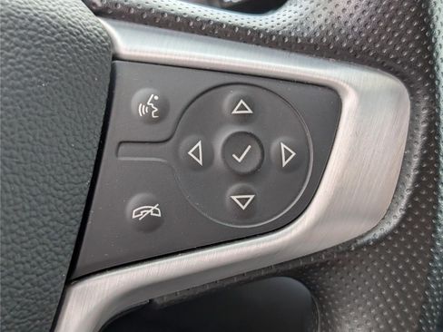 Used 2024 GMC Terrain SLE FWD image 21
