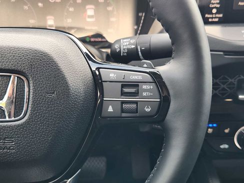 Certified 2025 Honda Accord Touring image 29