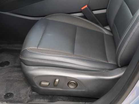 Used 2024 Chevrolet Blazer EV LT image 17