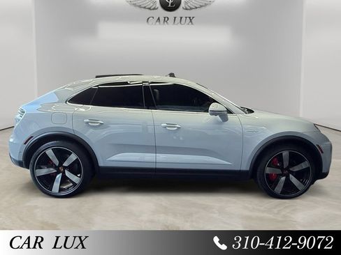 Used 2026 Porsche Macan 4S Electric AWD/4WD image 6