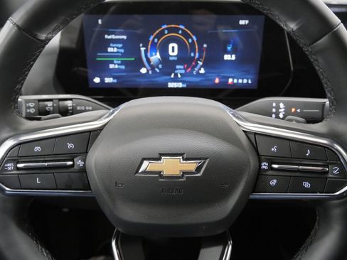 Used 2025 Chevrolet Equinox LT image 16