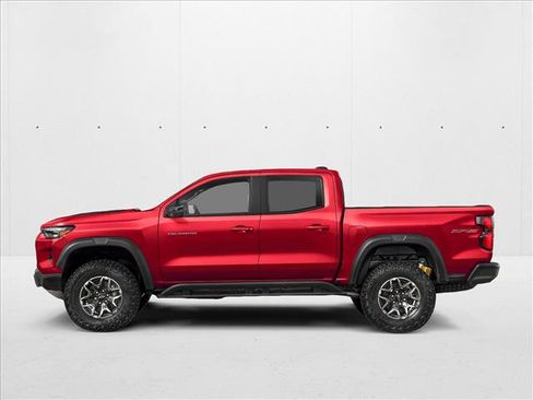 New 2026 Chevrolet Colorado ZR2 w/ Technology Package AWD/4WD image 3