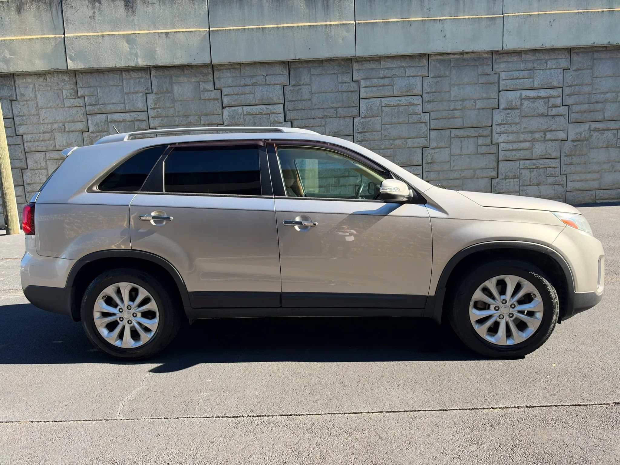 Used 2015 Kia Sorento EX FWD image 5