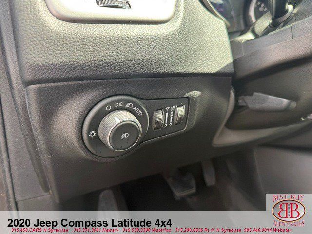 Used 2020 Jeep Compass Latitude w/ Cold Weather Group AWD/4WD image 17