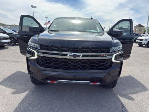 Used 2021 Chevrolet Tahoe Z71 w/ Rear Media and Nav Package image 17