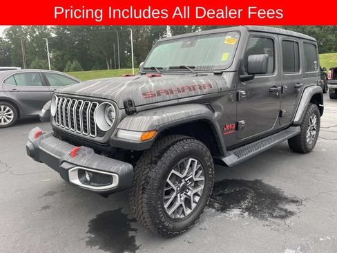 Used 2025 Jeep Wrangler Unlimited Sahara w/ Safety Group AWD/4WD image 1
