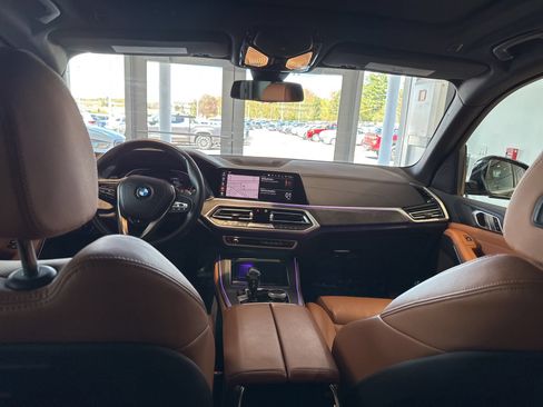 Used 2022 BMW X5 xDrive40i w/ Premium Package AWD/4WD image 29