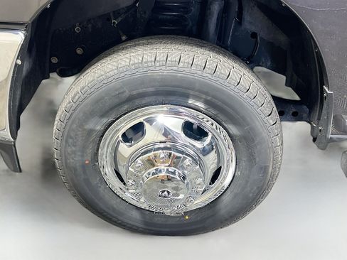 Used 2024 RAM 3500 Big Horn image 13