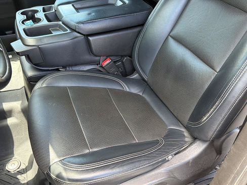 Used 2021 Chevrolet Silverado 1500 LT AWD/4WD image 30