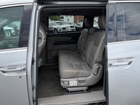 Used 2012 Honda Odyssey Touring image 38
