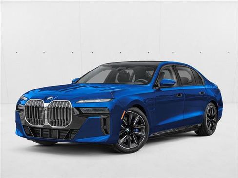 New 2026 BMW 750e xDrive image 1