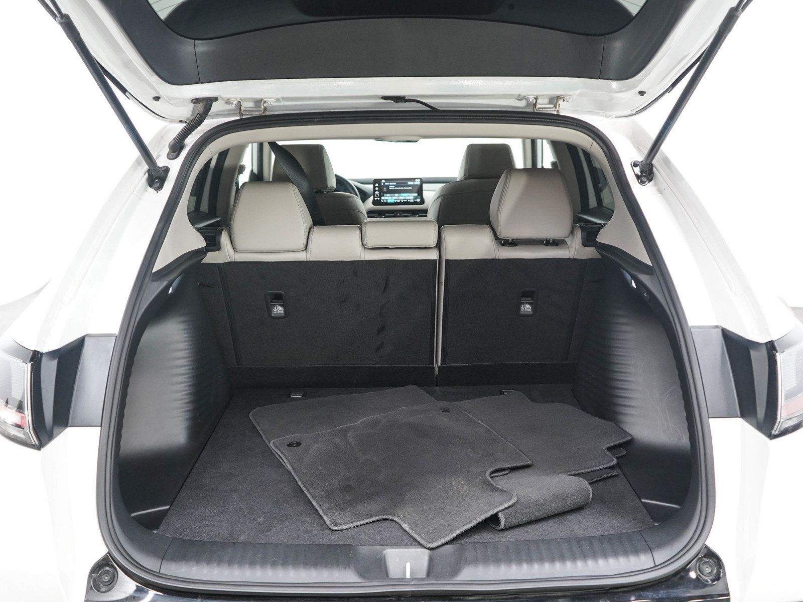 Used 2025 Honda HR-V EX-L image 16