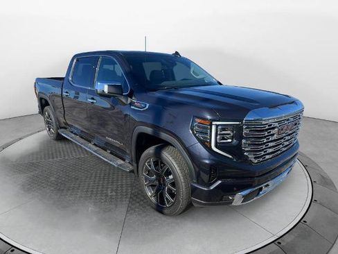 New 2025 GMC Sierra 1500 Denali w/ Technology Package image 8