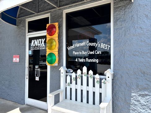 Used 2022 Hyundai Venue SEL w/ Cargo Package image 30