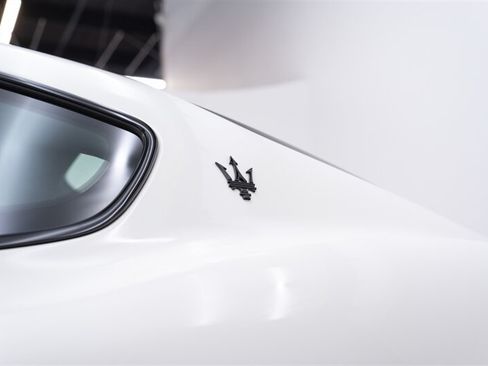 Used 2024 Maserati GranTurismo Modena AWD/4WD image 32