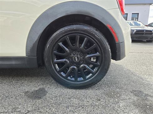 Used 2016 MINI Cooper S image 17