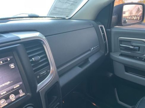 Used 2017 RAM 1500 Big Horn AWD/4WD image 28