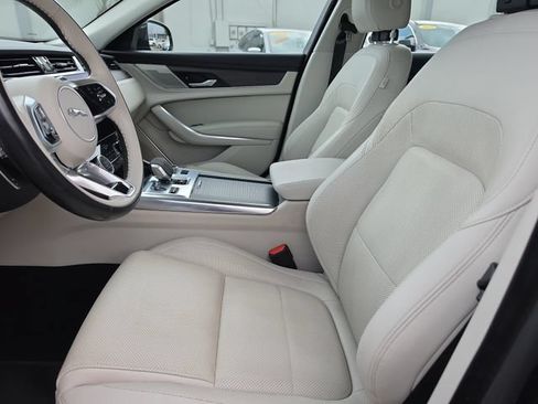 Used 2022 Jaguar XF S RWD image 17