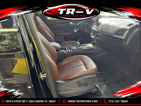 Used 2019 Audi Q5 2.0T Premium w/ Convenience Package AWD/4WD image 16